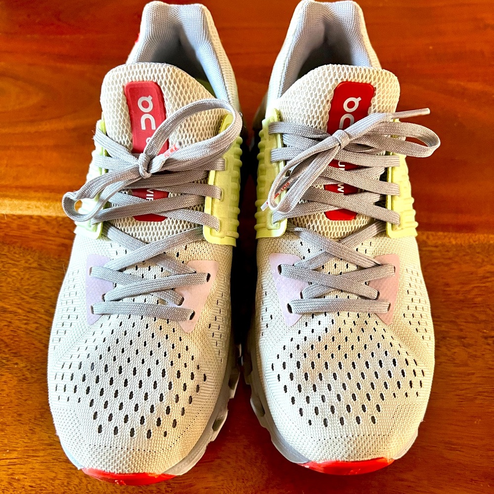 Women’s On Cloud Sneakers